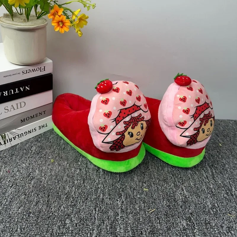 2026 New Strawberry Heart Plus - Sandals 评论和价格